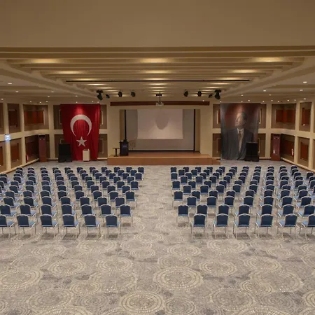 Hotel Kolin & Convention Center 5*