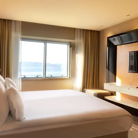 Kolin & Convention Center Hotel