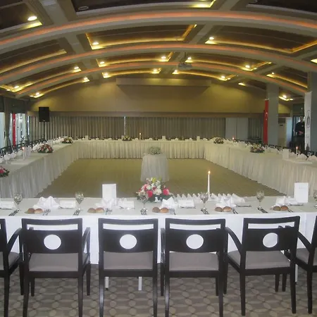 Kolin & Convention Center 5*
