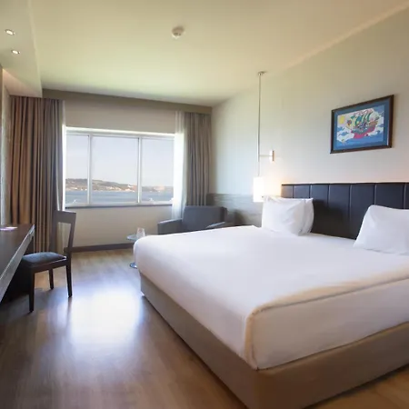 Kolin & Convention Center ホテル 5*