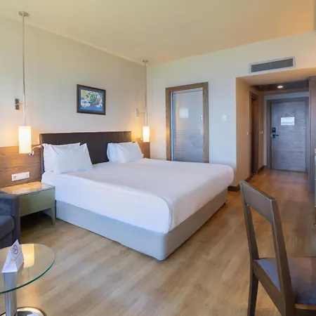 Kolin & Convention Center Hotel