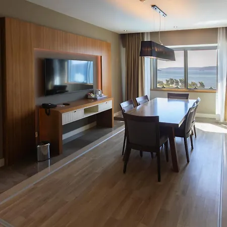 Kolin & Convention Center Hotel 5*