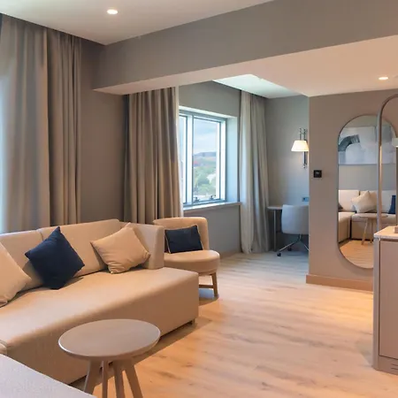 Hotel Kolin & Convention Center 5*