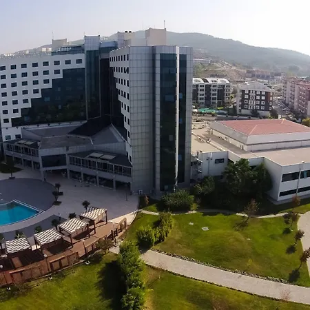 Kolin & Convention Center ホテル 5*