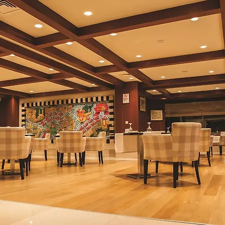 Hotel Kolin & Convention Center 5*