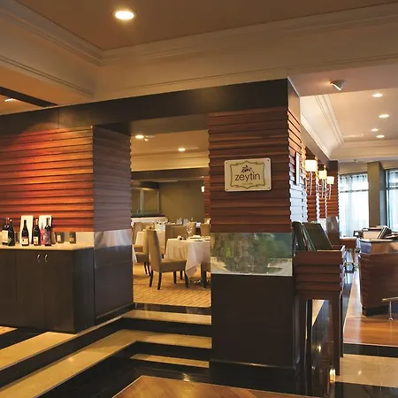 Otel Kolin & Convention Center 5*