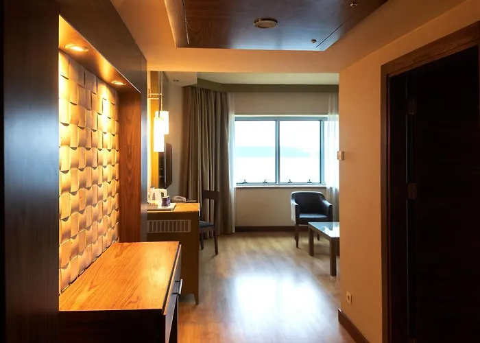 Kolin & Convention Center 5*