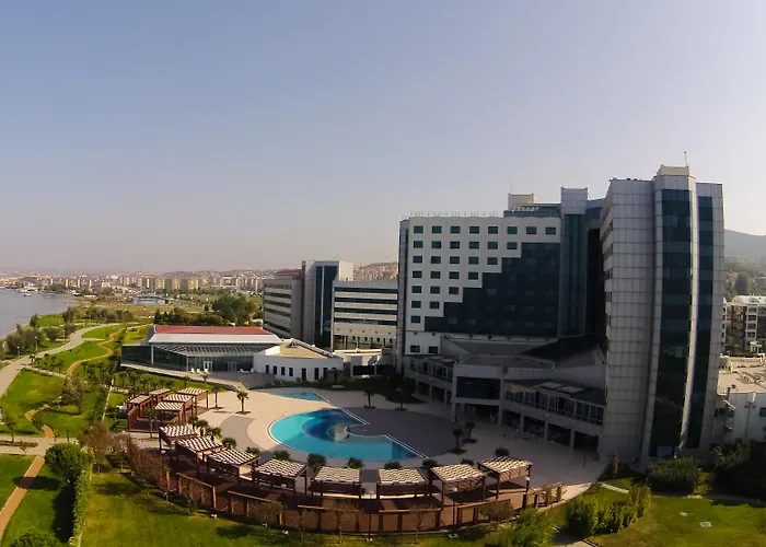 Kolin & Convention Center Hotell 5*