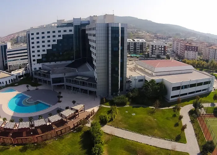 Kolin & Convention Center Hotell 5*