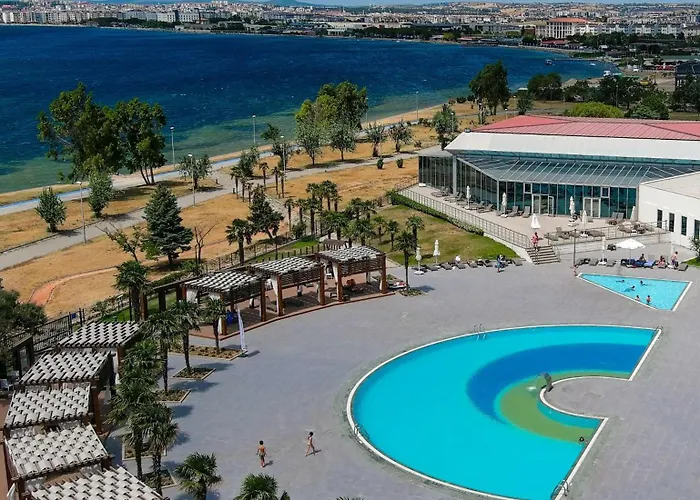 Kolin & Convention Center 5*